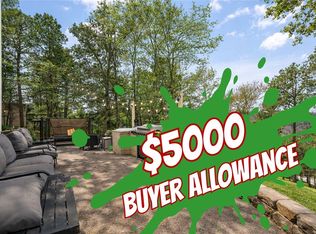 8211 Chestnut Dr, Rogers, AR 72756