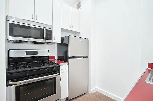 Rented by Living New York | media 8