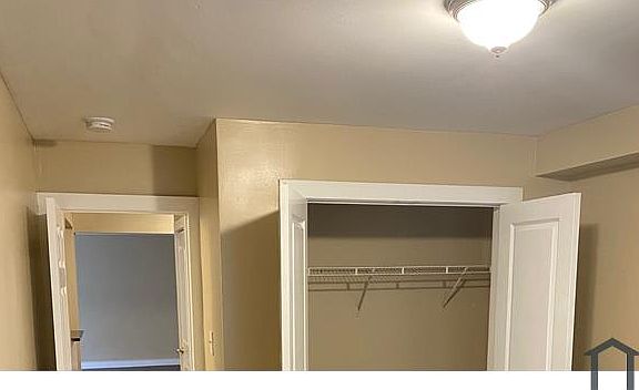 4th image of 2426 15th Pl SE APT 201