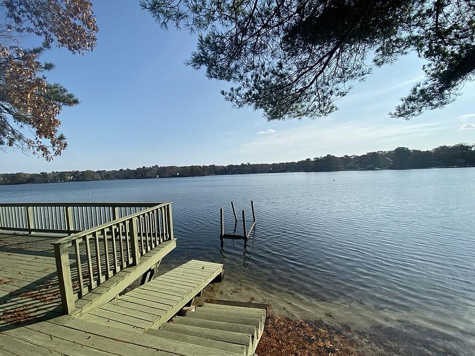 1st image of 52 Lakeview Blvd