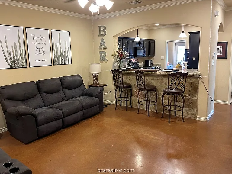 410 Baby Bear Dr — Photo 10