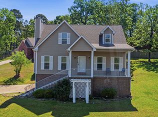 98 Emerald Dr, Maumelle, AR 72113