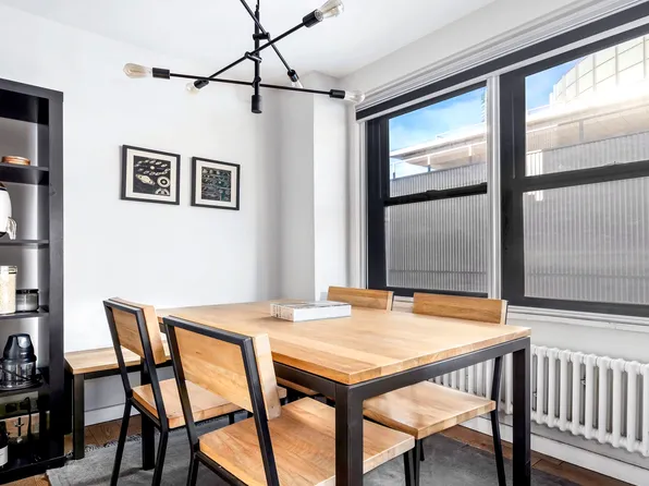 330 Third Avenue image 2 of 5