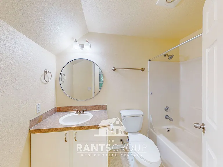 220 Israel Rd SW #M4 — Photo 6