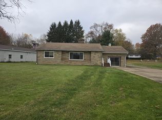 5536 S Cleveland Massillon Rd, Barberton, OH 44203