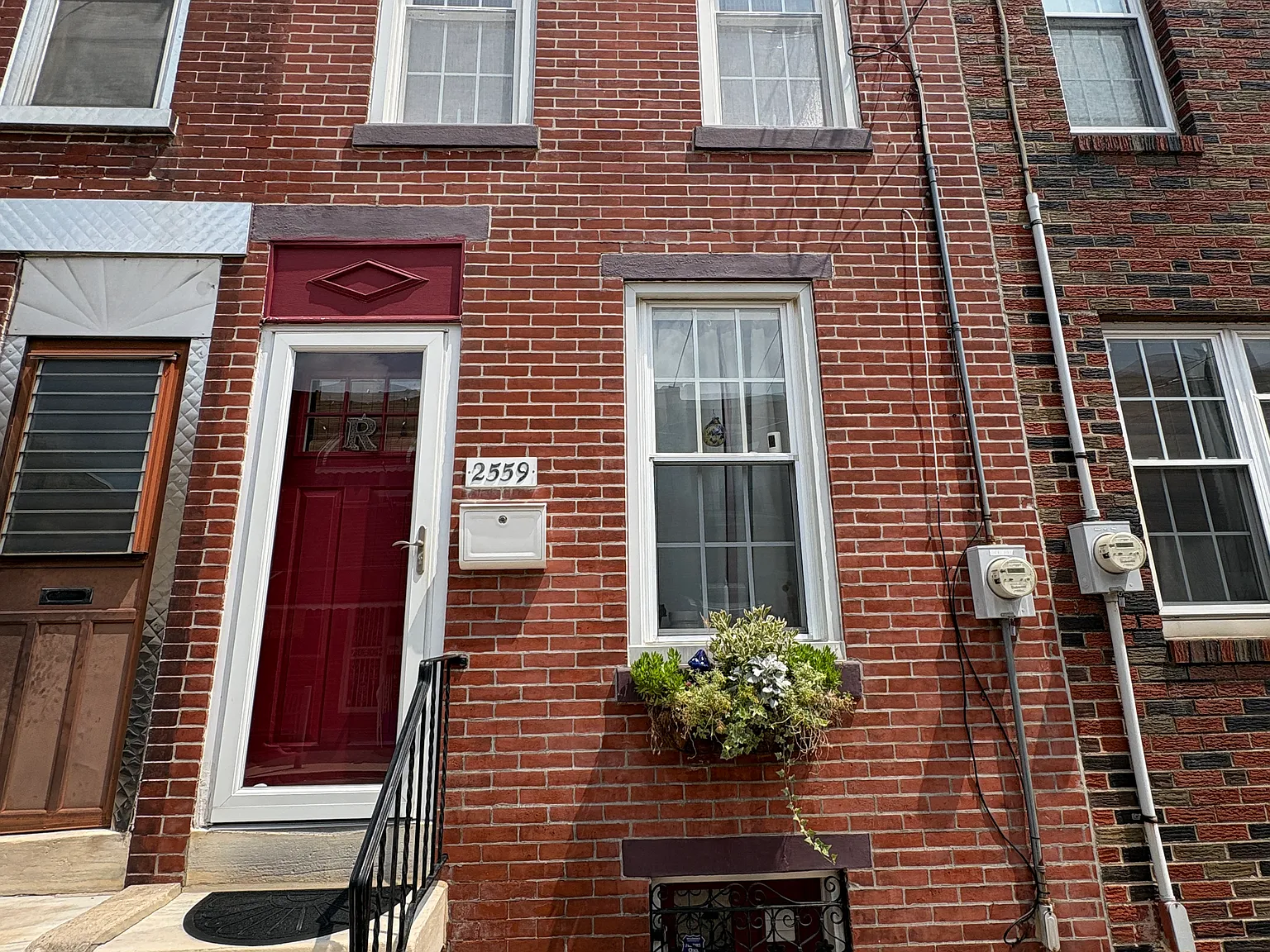 2559 E. Birch Street — Photo 2