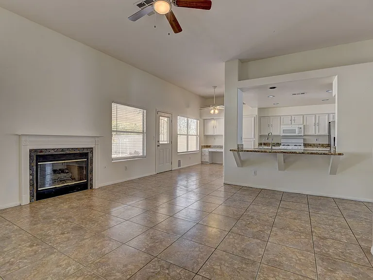 7928 Villa Finestra Dr — Photo 9