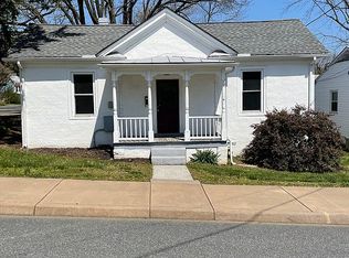 801 Montrose Ave, Charlottesville, VA 22902