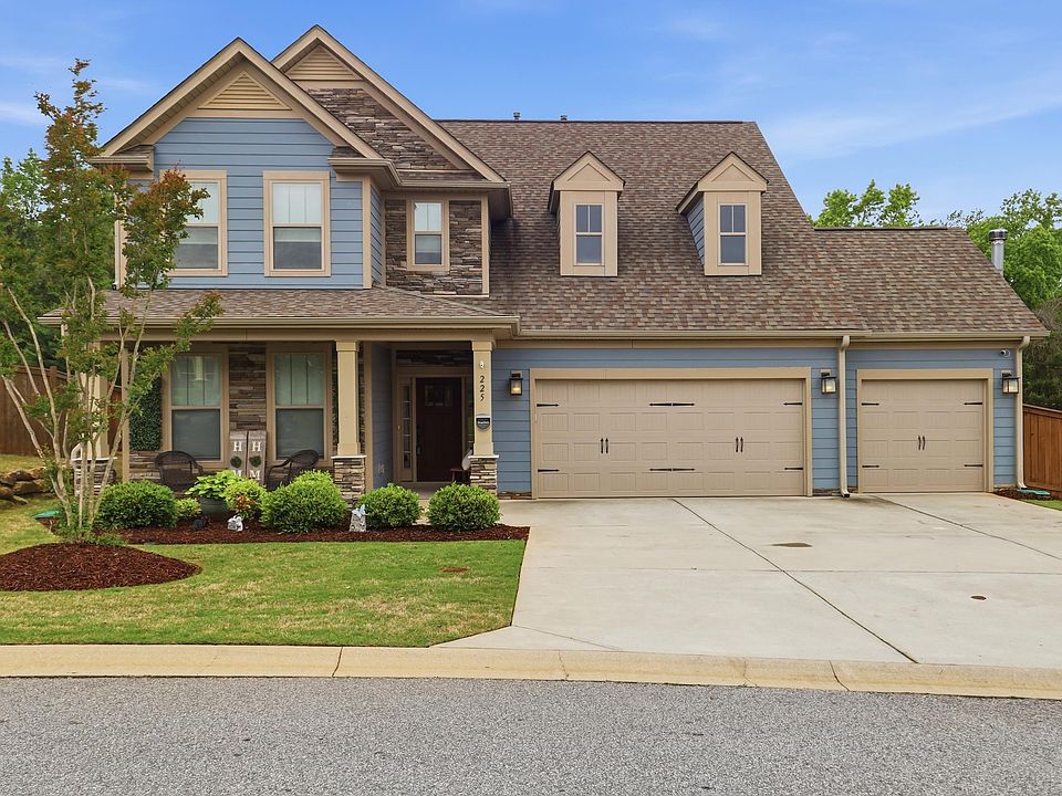 1st image of 225 Coronet Ln