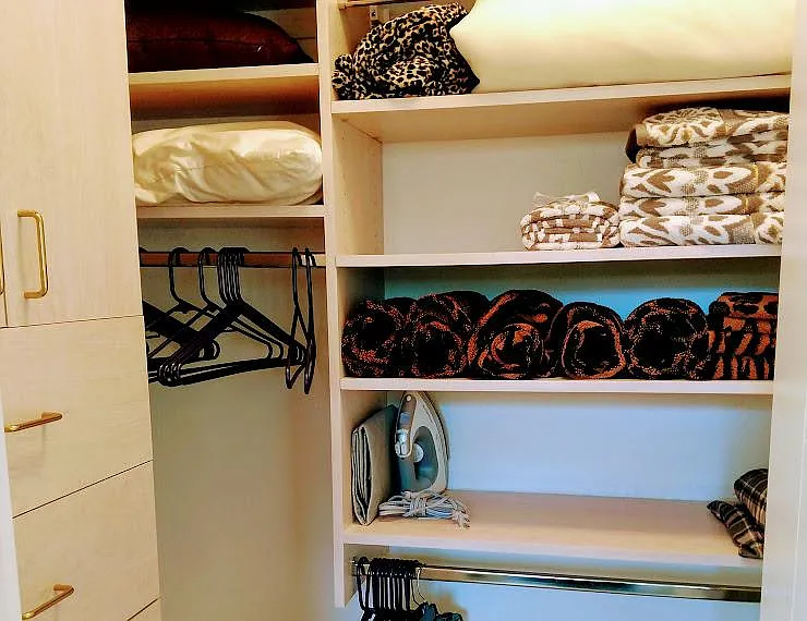 And a walk in closet too!