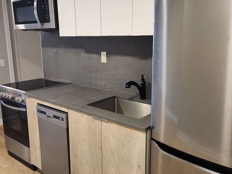 70 King St E #216 — Photo 8