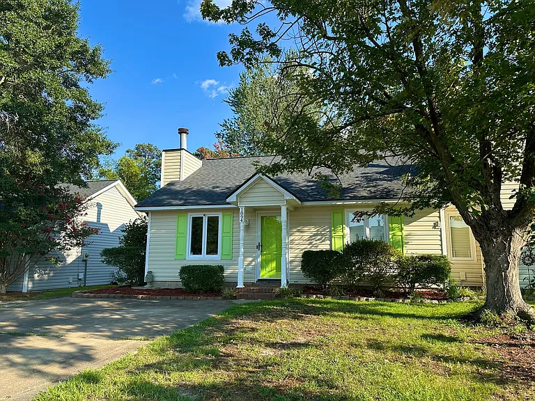 1894 Wellons Dr — Photo 1