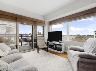 1 Riverpointe Plz, Jeffersonville, IN 47130