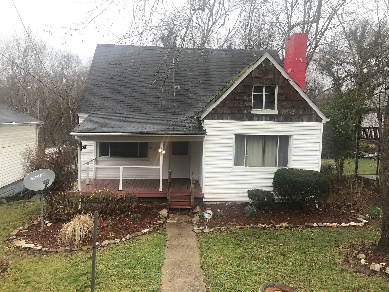 378 W Main St, Saint Albans, WV 25177 Zillow