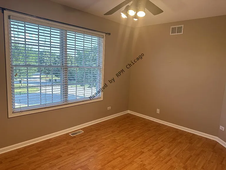 5490 Fox Path Ln — Photo 9