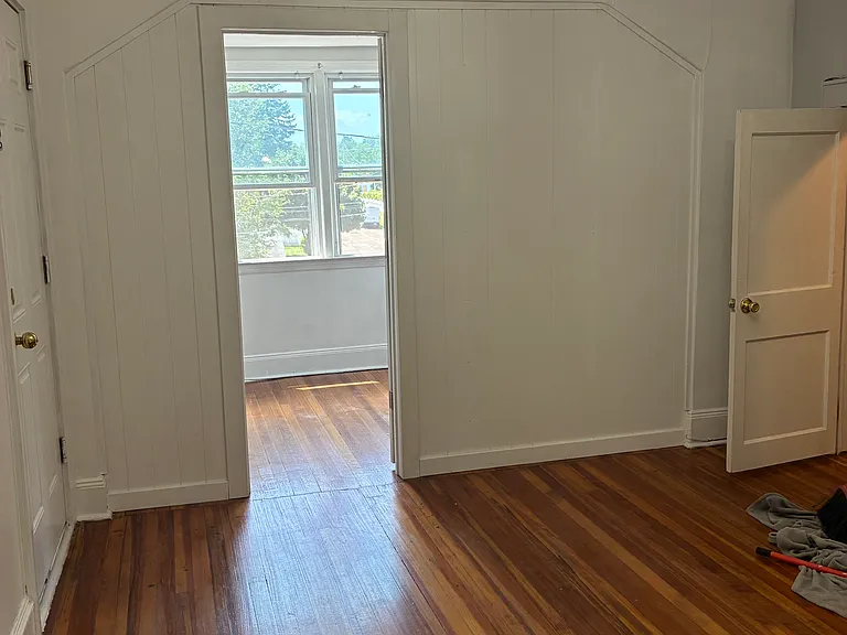 1648-1650 Madison Ave #3 — Photo 5