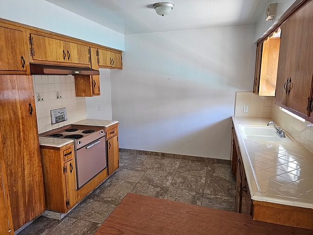 1st image of 2611 Bishop Dr APT E