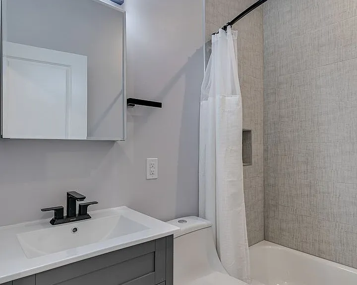 815 N 41st St — Photo 3