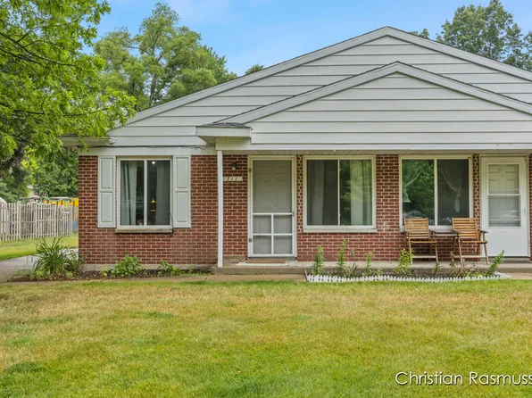 709 E Eureka St, Greenville, MI 48838