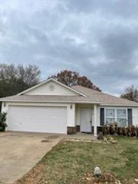 1st image of 3 Persimmon Ct