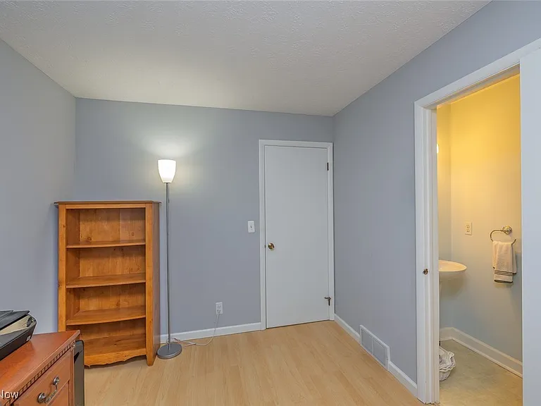11515 Pearl Rd #B202 — Photo 6