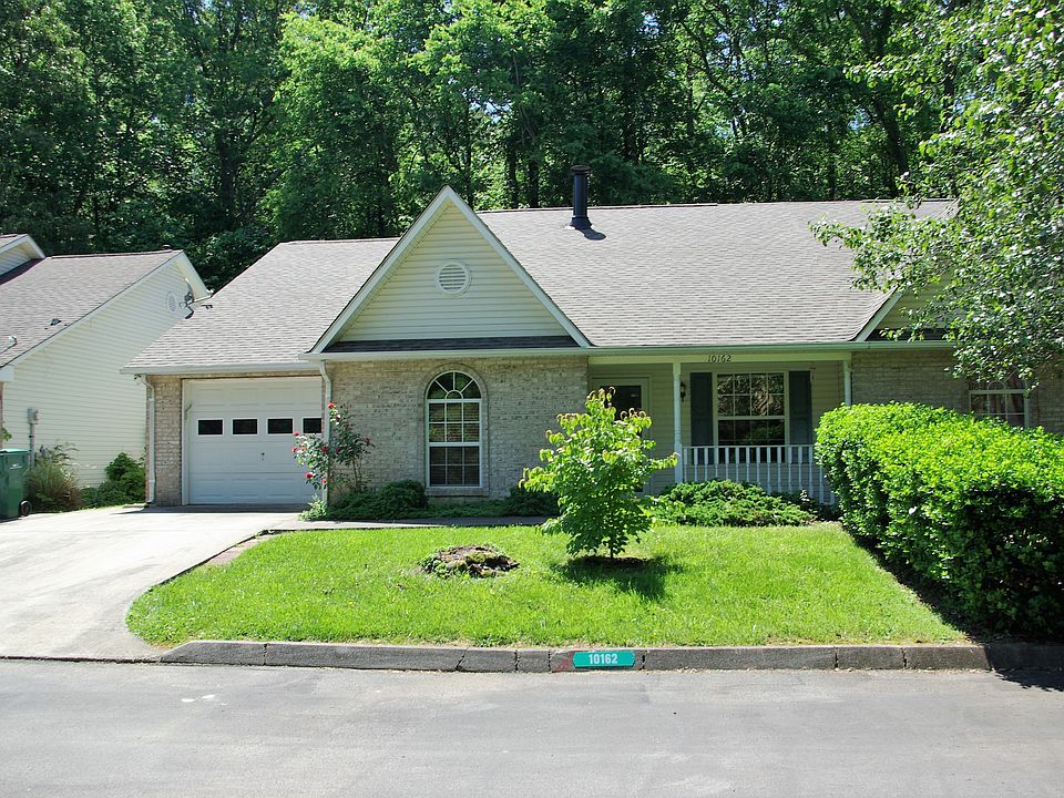 1st image of 10162 Bellflower Way