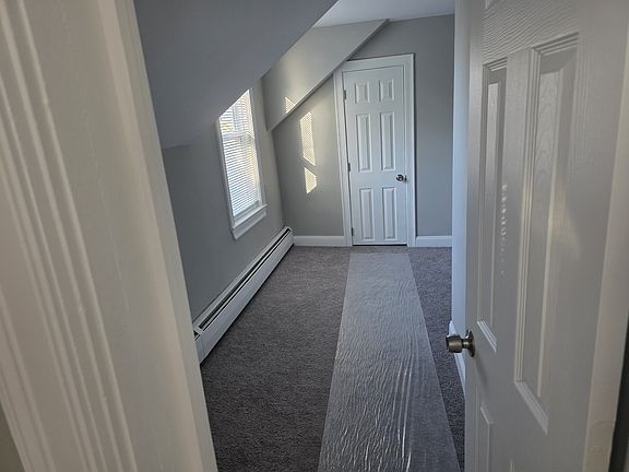 5th image of 5 Valley St Floor 2