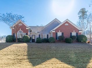 5685 Newberry Point Dr, Flowery Branch, GA 30542