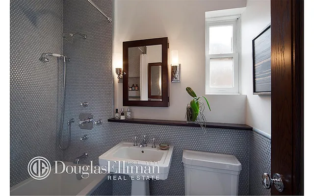 Sold by Douglas Elliman | media 14