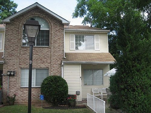 1st image of 780A Gannon Ave S