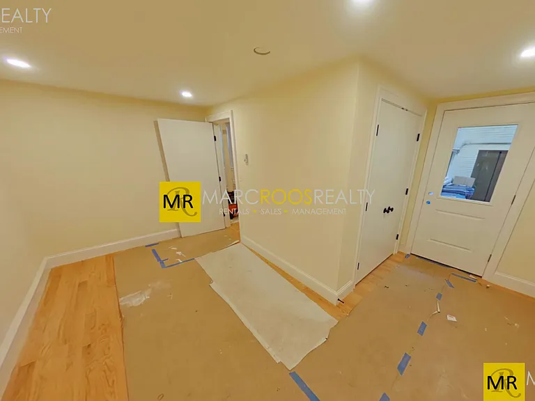 10 Melvin Ave — Photo 6