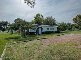 1501 Akron Dr, Leesburg, FL 34748