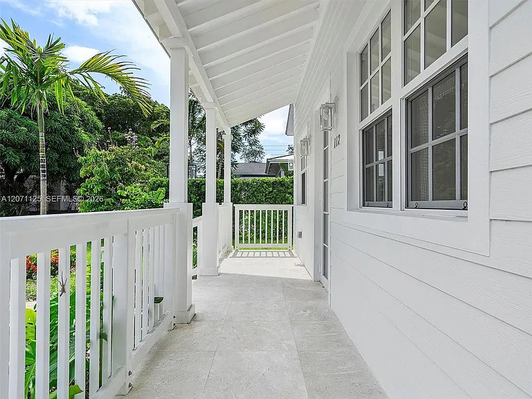 112 Florida Ave — Photo 3