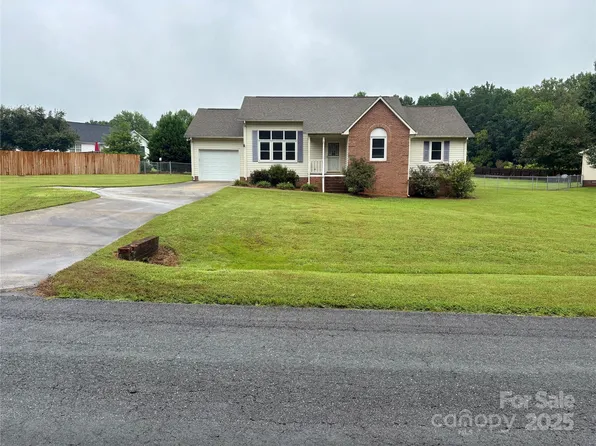 110 Proctor Dr, Salisbury, NC 28147