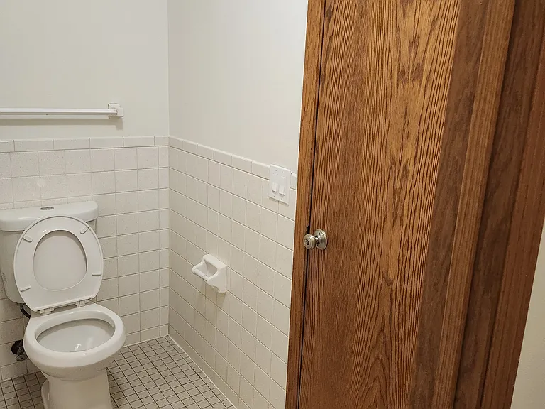 4812-24 N 104th St #6 — Photo 20