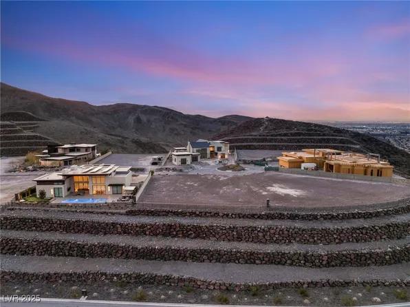 20 Sanctuary Peak Ct, Henderson, NV 89012