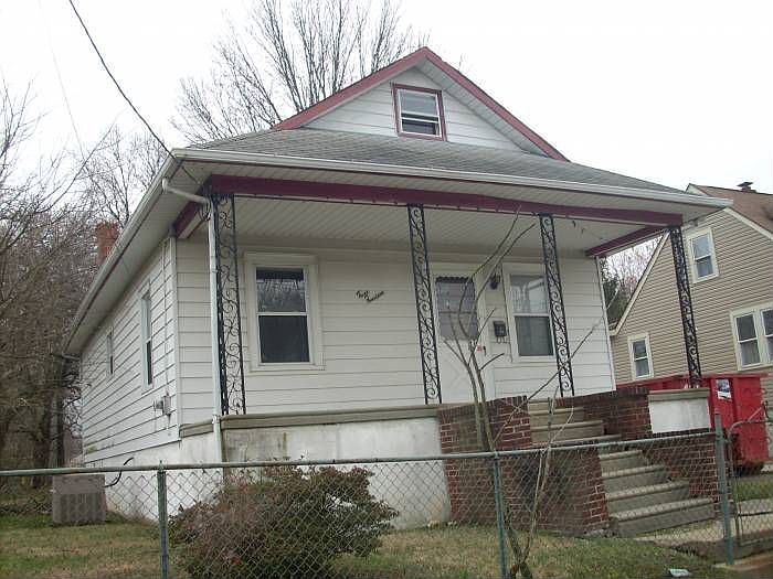 2nd image of 314 E Center Ave