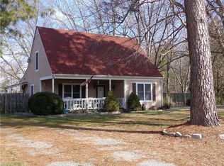 202 Cannon Dr, Carrollton, VA 23314