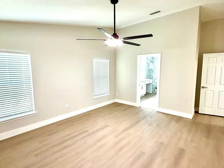 5360 N Lake Burkett Ln — Photo 36