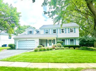 950 Tim Tam Cir, Naperville, IL 60540