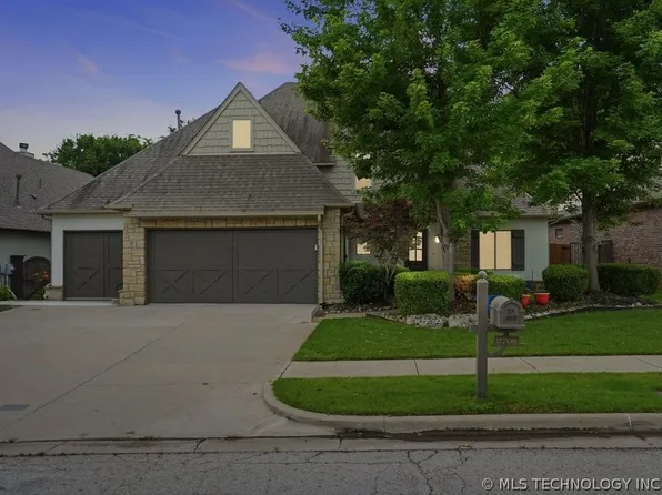 2708 E 140th Pl S, Bixby, OK 74008