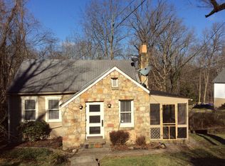 1535 Ravinia Rd, Charleston, WV 25314