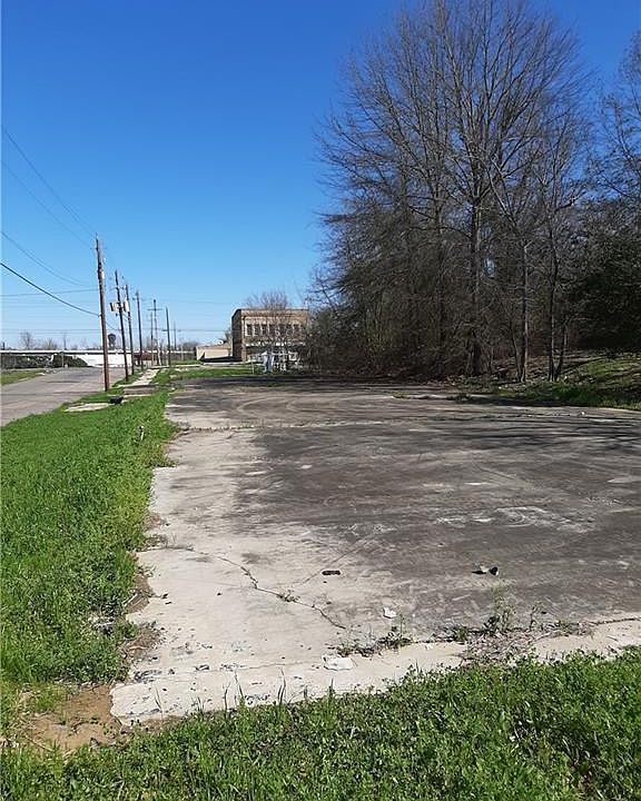 1st image of 1500 Marshall St