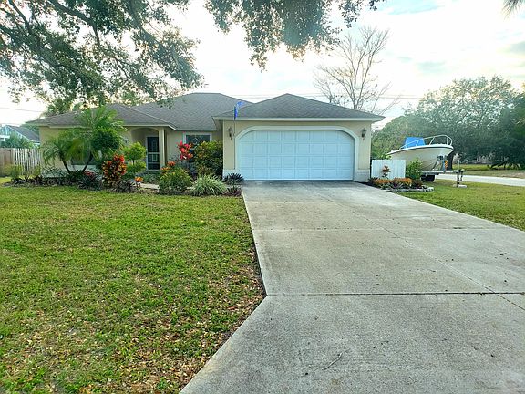 2nd image of 389 Gulfbreeze Blvd