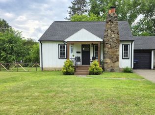 1520 Pearl St, Vestal, NY 13850