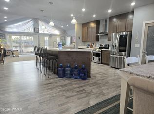 228 S Cedar Dr, Snowflake, AZ 85937