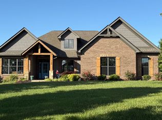 708 Hales Chapel Rd, Johnson City, TN 37615