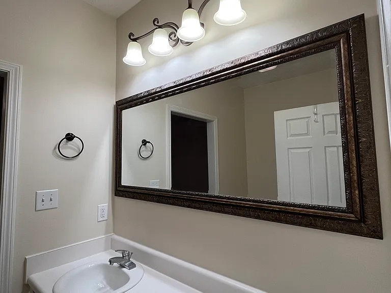 MASTER DUAL VANITY