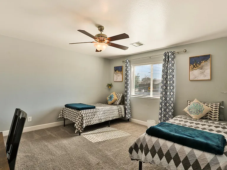 W Jasmine St — Photo 19