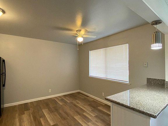 5th image of 1484 N Cedar Ave #16